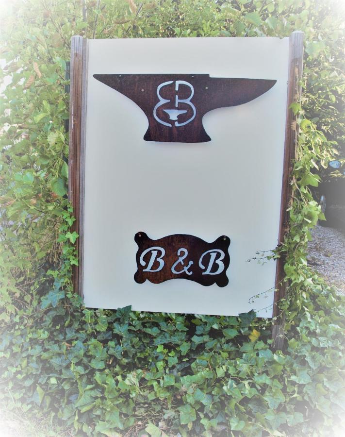B&B Halen ภายนอก รูปภาพ